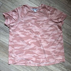 Athleta Momentum Seamless Pink Camo Tee 1X